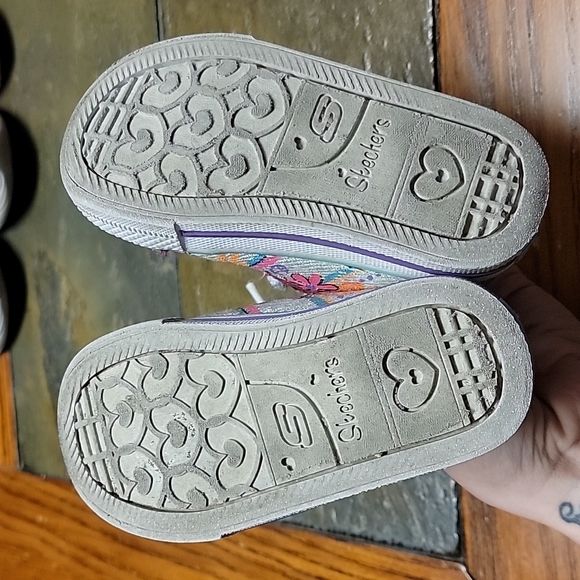 Toddler Skechers Twinkle Toes Shoes Size 6 - Picture 4 of 6